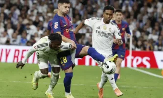 Реал (Мадрид) удари Барса с 2:1 в Ел Класико