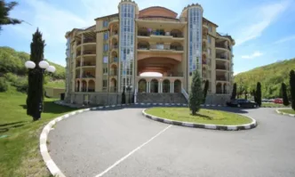 Възможно ли е да бутнеш сграда след като си разрешил