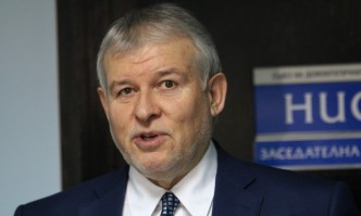 Бих ви посъветвал съвсем приятелски да не живеете с чувство