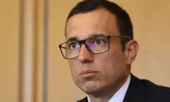 От Фейсбук профила на Антон ХекимянТерзиев вдига данъците в София