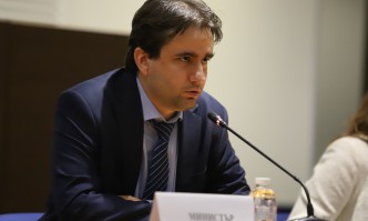 Министърът обещава да не се следят хора а само тенденцииМинистърът