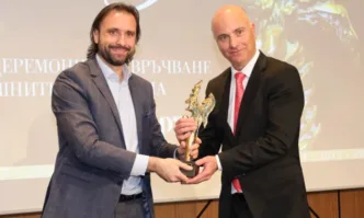 Главният изпълнителен директор на Fibank Никола Бакалов е отличен с наградата Банкер на годината 2022