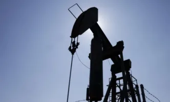 ОПЕК+ провежда среща, бъдещето на производството на петрол е под въпрос