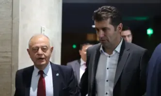 От Фейсбук профила на Александър СимовХахаха добро от Стефан БъчваровПП ДБ