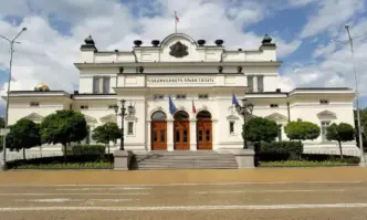 От 12 април до 31 юли 2023 г парламентът е