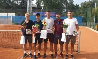 Симеон Терзиев е шампион по двойки и финалист на сингъл на турнир от ITF в Украйна