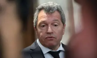 Председателят на парламентарната група на ИТН Тошко Йорданов отново се