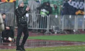 Бившият треньор на Локомотив Пловдив и ЦСКА Бруно Акрапович