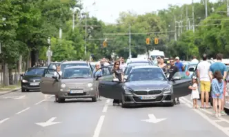 България се прекланя пред подвига на Христо Ботев и неговата