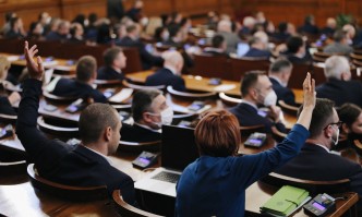 Депутатите одобриха нови правила за обявяване на епидемична обстановка Здравният