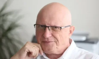 Възможно е, но е много малко вероятно, бъг в системата да е причина за високите сметки за ток