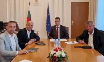 Министерство на транспорта Национална компания Железопътна инфраструктура и Община Пловдив