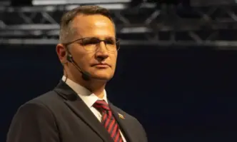 От Фейсбук профила на Иван Христанов бивш депутат от