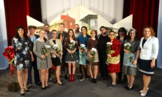 В ярко театрално събитие се превърна снощи спектакълът на учениците