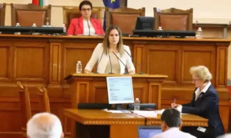 Знам че г жа Галунова се е срещала с г н Петков