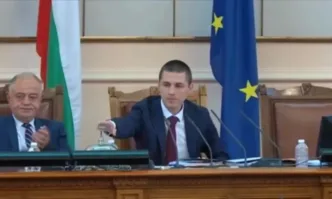 Очаква се президентът Румен Радев да издаде указ за разпускането