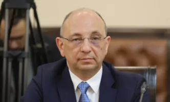 Бюджетът не трябваше да има дефицит Няма никакви реформи в