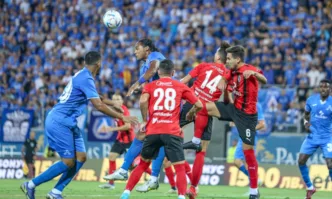 Сините загубиха от малтийския Хамрун Спартанс 1 2 домакинството си на