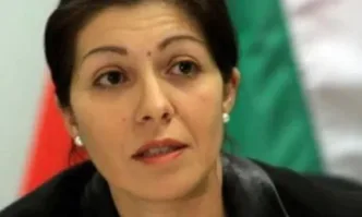 Севделина Арнаудова заплаши със съд Калина Константинова след като депутатът