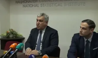 Възраждане излязоха на пореден протест пред сградата на НСИ срещу