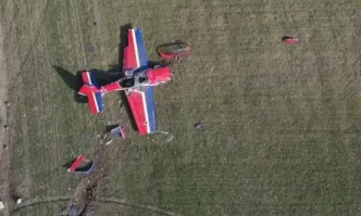 Самолетът се е въртял около вертикалната си ос коментираха специалисти