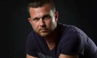 Актьорът Ненчо Балабанов стана баща за втори път За щастливото събитие