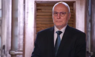 Гуверньорът на БНБ: Тежестта от данък свръхпечалба може да се пренесе на клиентите
