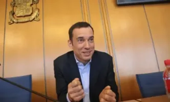 Борислав Цеков: Ех, гиди ДС-посредственост и нискочелие, гиди селяндурска парвенющина!