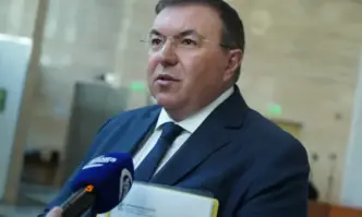 Костадин Ангелов след доклада на АДФИ за Пирогов: Хинков да подава оставка още днес