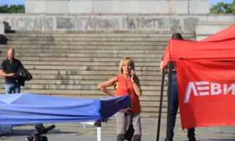 На мача в четвъртък щяло да има хора от палатковия