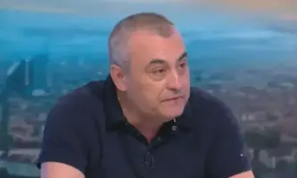 Извършителят едва ли знае кой е поръчителят – по средата