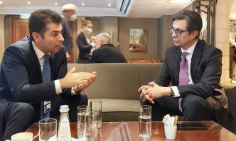 Моята оценка е че Петков прави всичко възможно за да