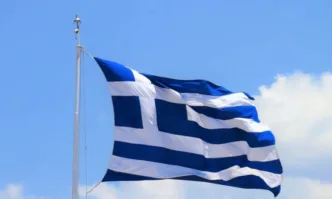 122 нелегални мигранти спасени край гръцки остров