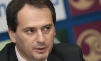 Христо Грозев е получил покана да бъде изслушан в парламента