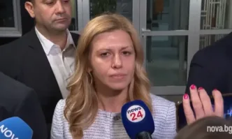 Спешен пиар: Доцова отиде на крака да търси Колтуклиева във ВМА, после и във Военна прокуратура