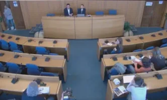 Пред празна зала и мижав интерес от ПП ДБ СС представиха своите