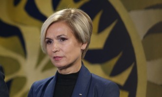 Абсолютен гаф на действащия президент Така кандидатът за вицепрезидент Невяна