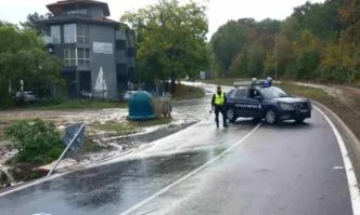 Описват щетите в Царево, готвят се за нови валежи следващата седмица