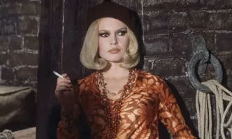 Френският град Сен Тропе отдава последна почит на Брижит Бардо