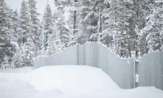 Финландия затваря напълно границата си с Русия за две седмици