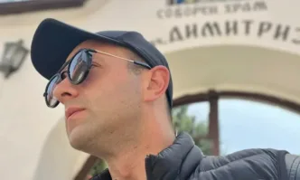 Певецът Ламбе Алабаковски който беше обвинен за палежа на сградата