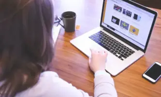 Жена от Банско стана жертва на измама в интернет съобщиха