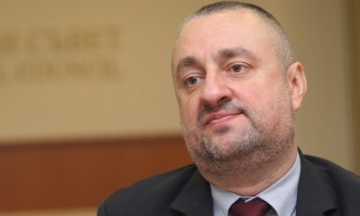 Ясен Тодоров за съдебната реформа на управляващите: Напъна се планината и роди мишка