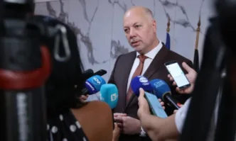 Премиерът Желязков: Правителството работи, политиканстването го оставяме на опозицията