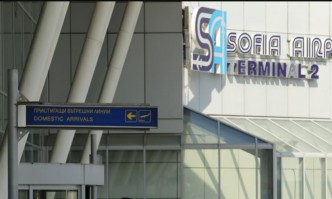 Фалшива тревога заради бял прах е наложила снощи евакуацията на Летище София