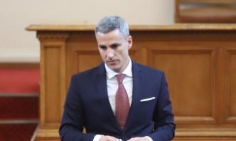 Смяната на министъра на отбраната беше съгласувана с президента Радев