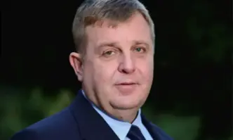 Каракачанов, ВМРО: Тагарев тежи на ГЕРБ и ДПС. Той излага България