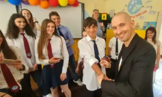 Радиоводещият Симеон Колев се включи в инициативата на Местната комисия