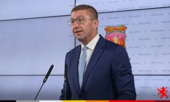 Мицкоски покани Радев на визита в Скопие