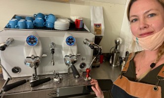 Докато Кирил Петков се отчита за 100 дни във властта